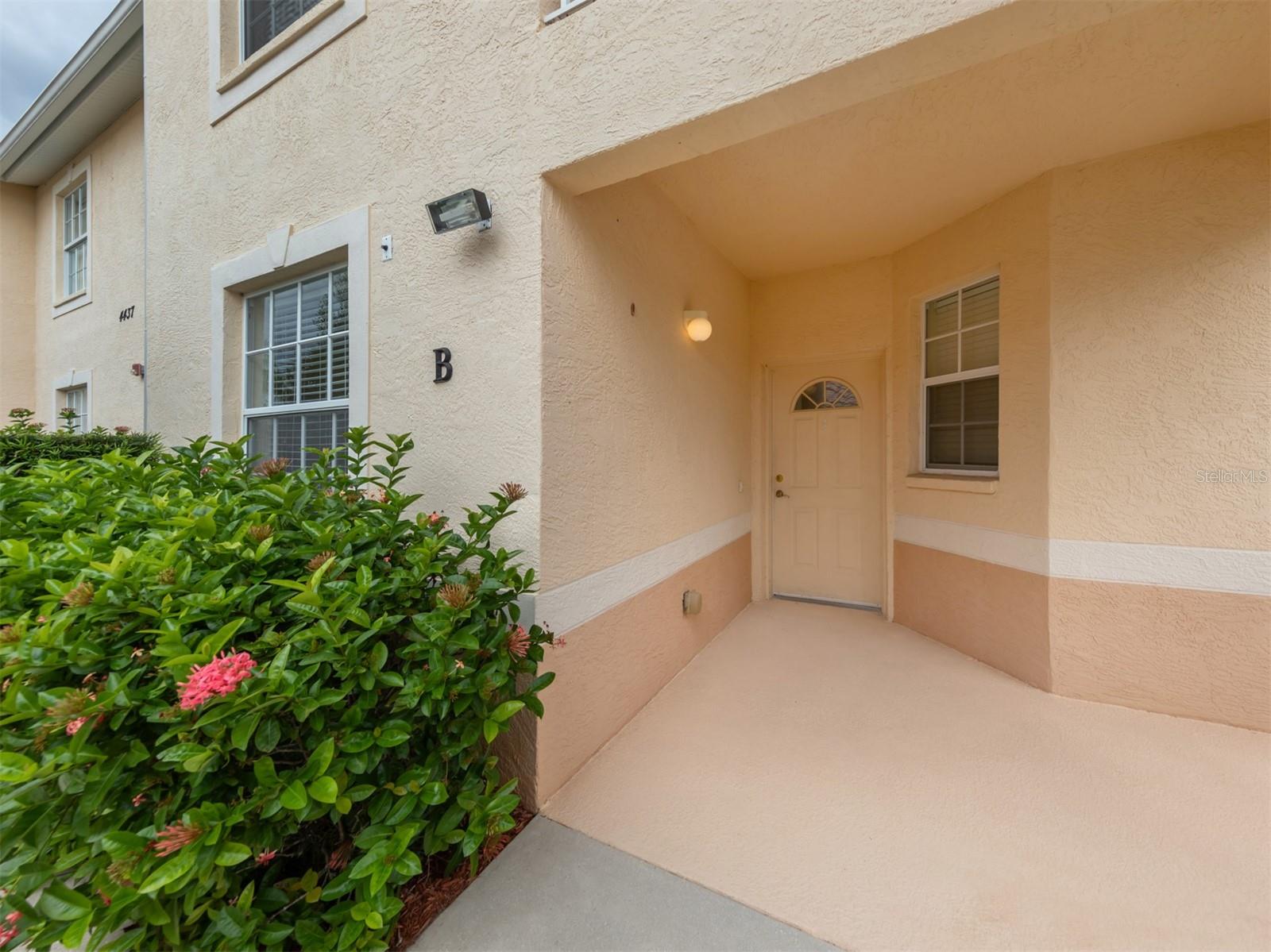 Image 6 of 76 For 4437 Corso Venetia Boulevard B17