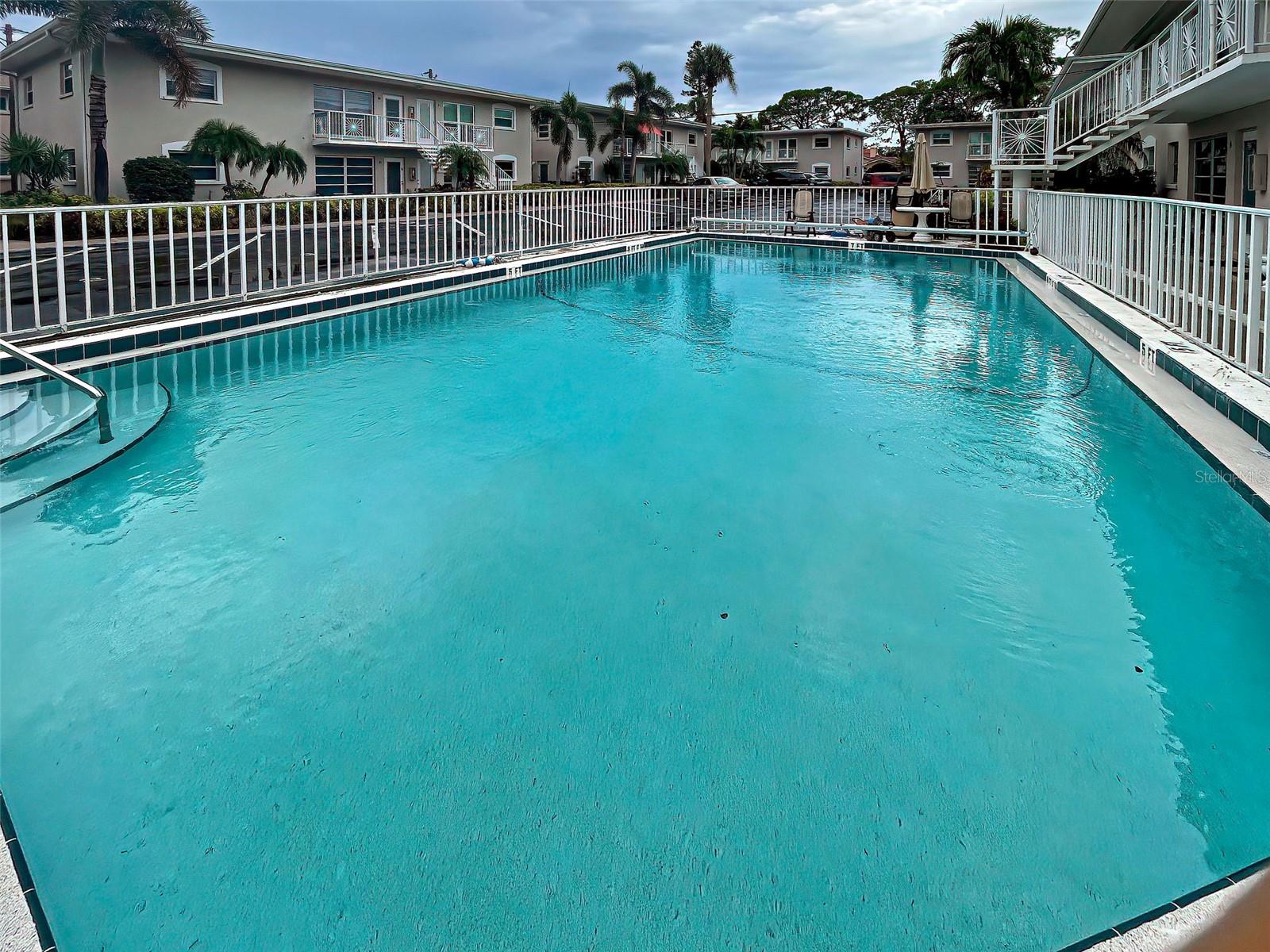 Image 34 of 42 For 521 Venice Avenue 21