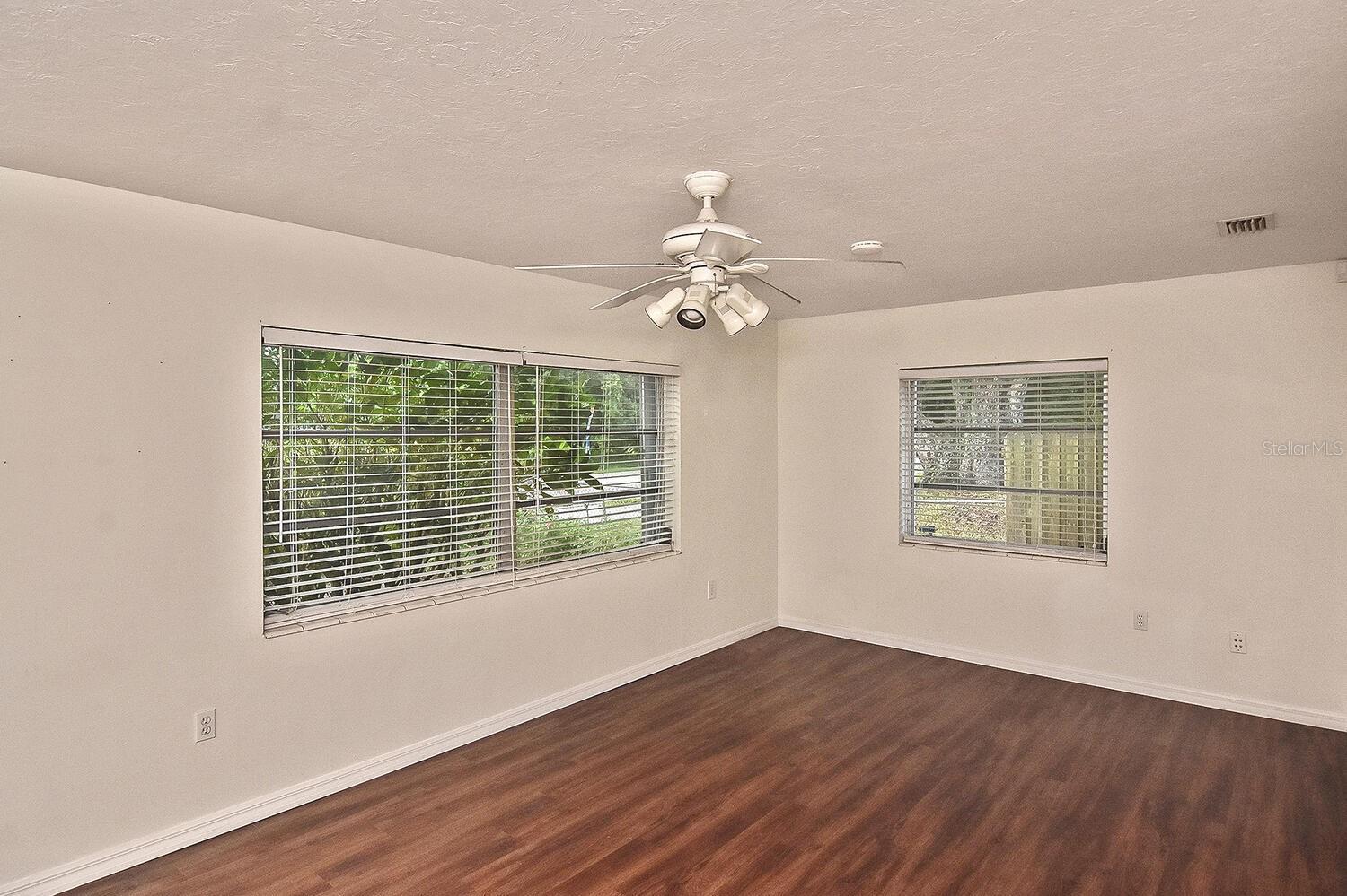Image 15 of 21 For 2306 9th Street E