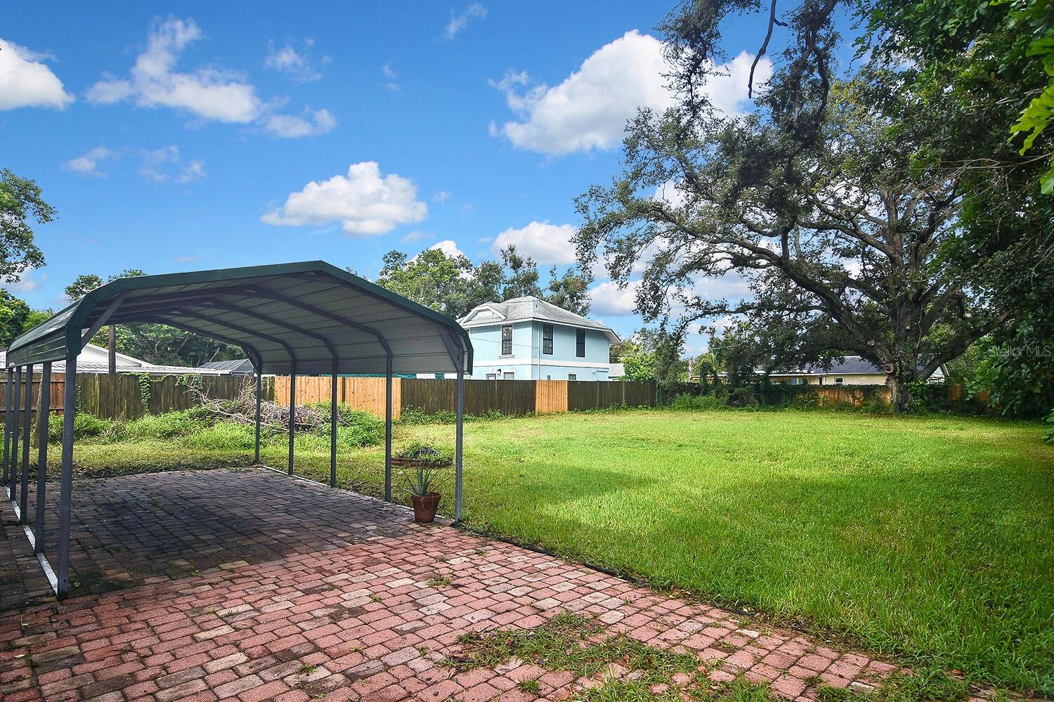 Image 16 of 21 For 2306 9th Street E