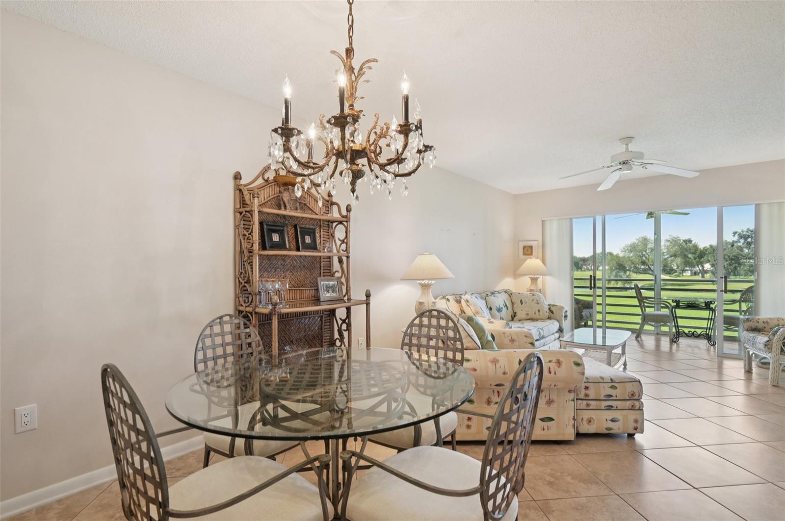 Image 10 of 56 For 824 Wexford Boulevard 824