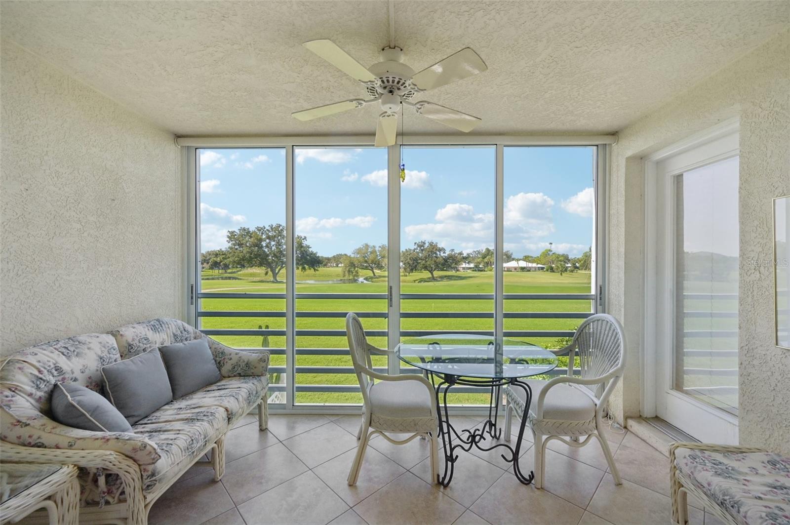 Image 31 of 56 For 824 Wexford Boulevard 824
