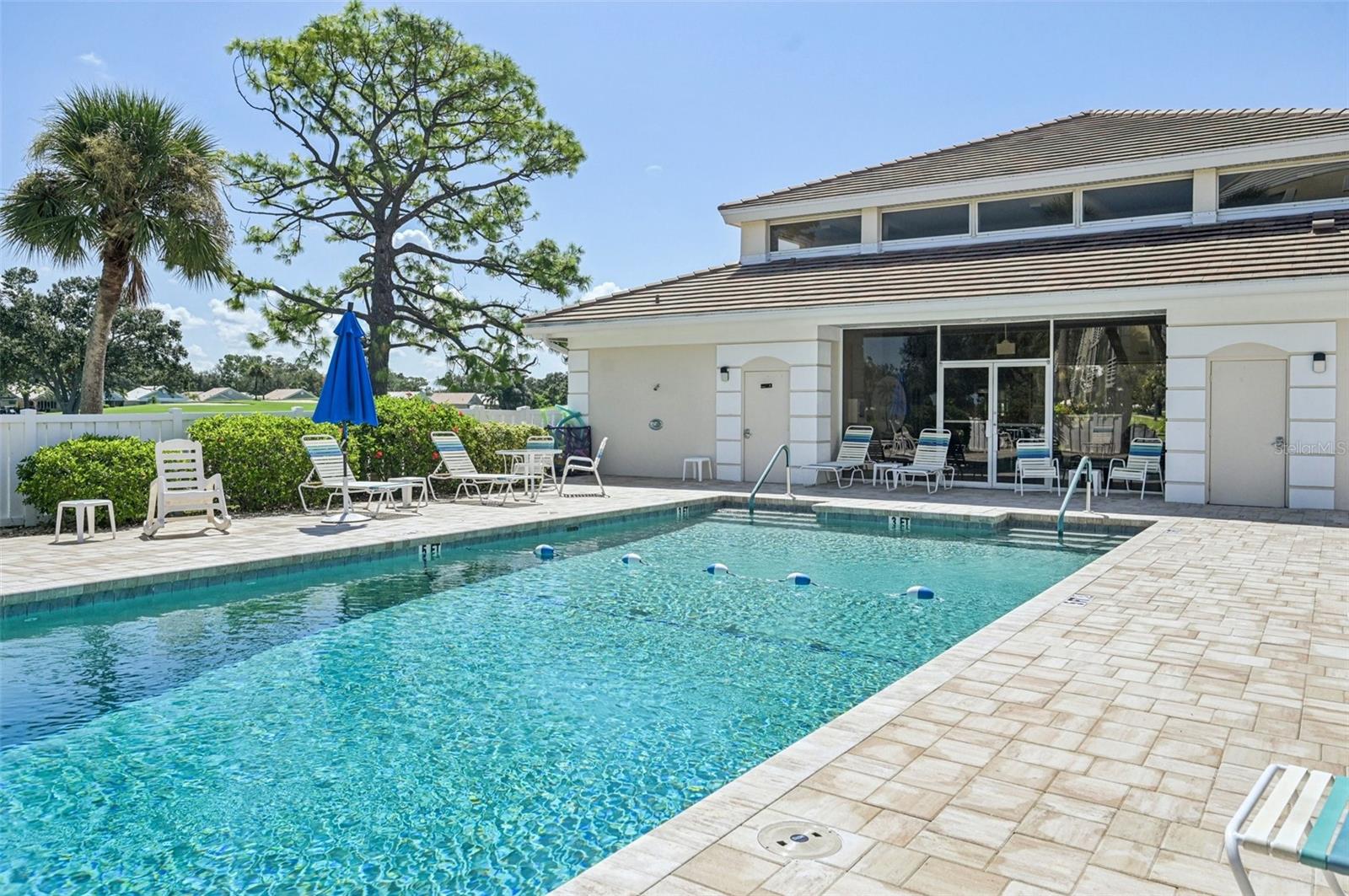 Image 39 of 56 For 824 Wexford Boulevard 824