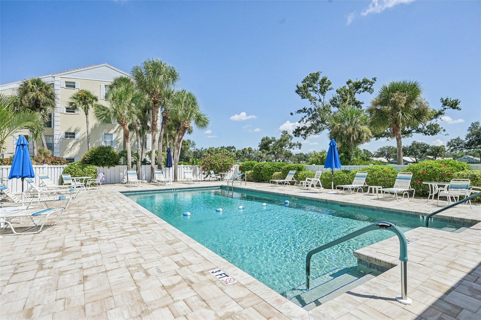 Image 40 of 56 For 824 Wexford Boulevard 824