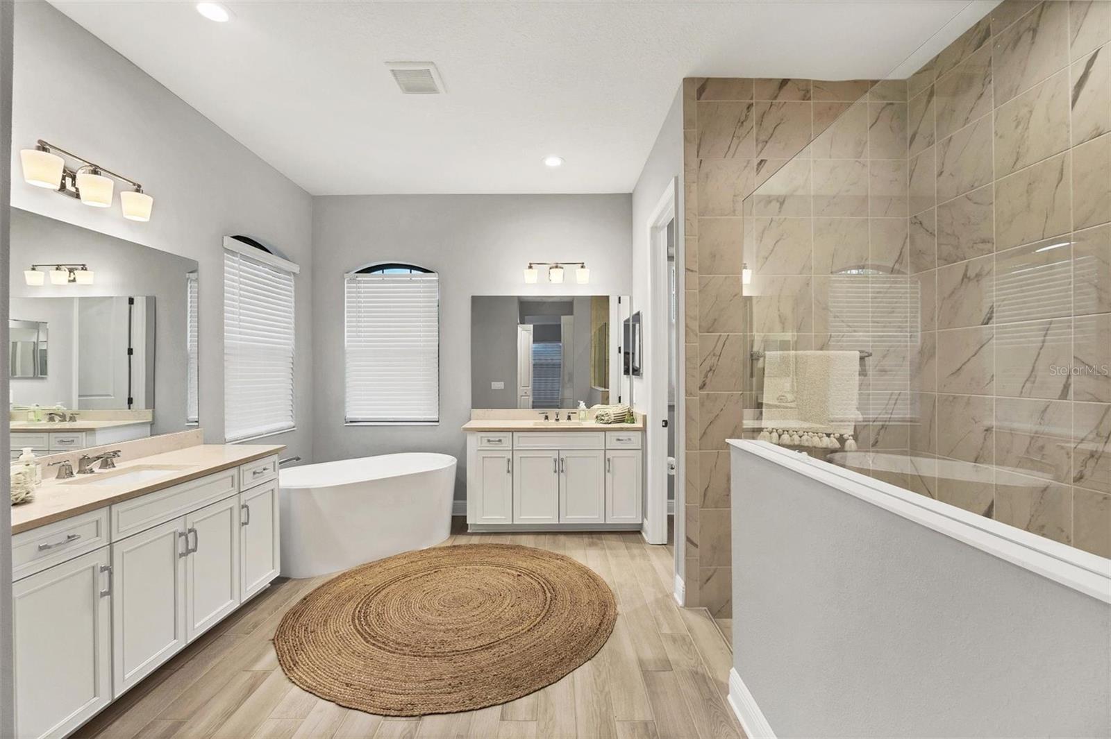 Image 18 of 66 For 11057 Hogan Circle