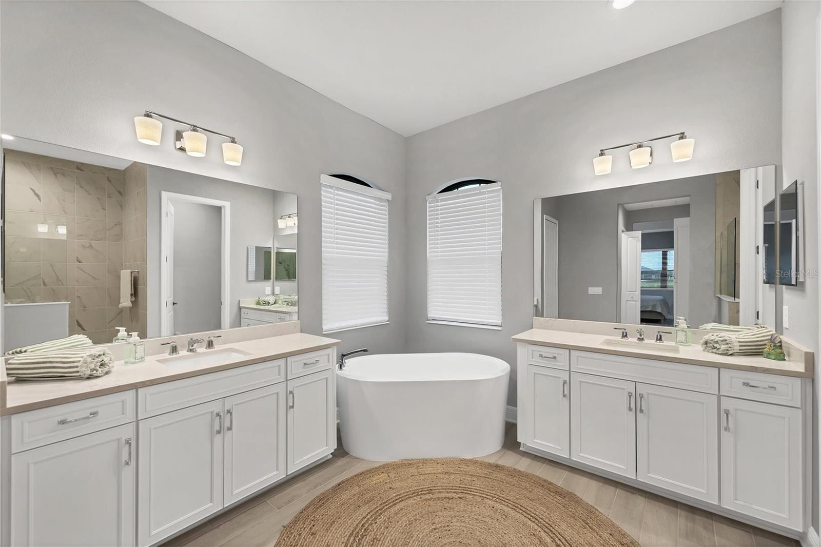 Image 19 of 66 For 11057 Hogan Circle