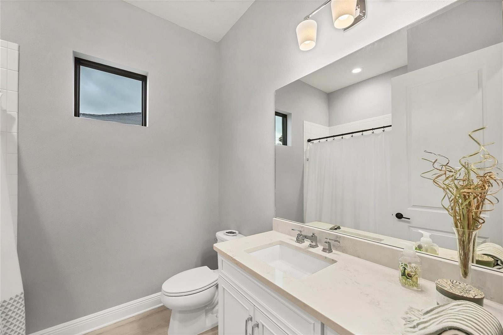 Image 22 of 66 For 11057 Hogan Circle