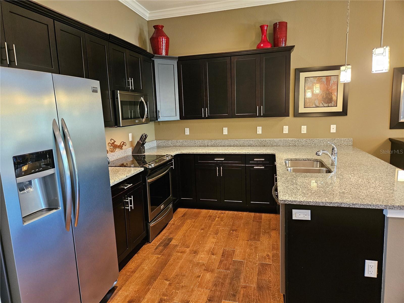 Image 18 of 53 For 461 Nokomis Avenue S 461