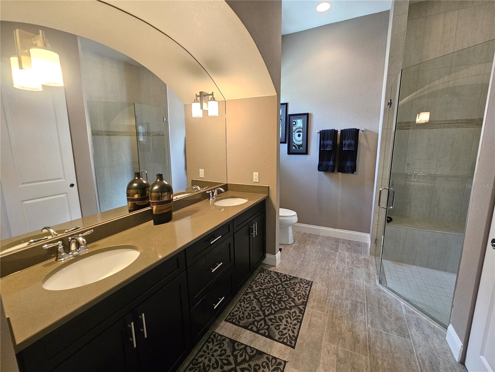 Image 30 of 53 For 461 Nokomis Avenue S 461