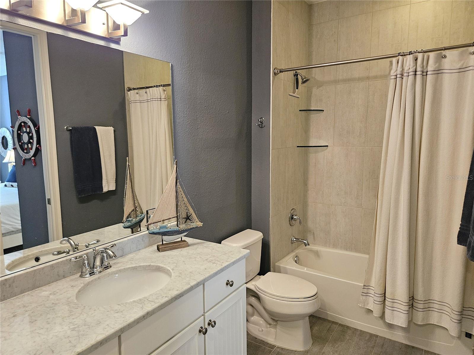 Image 42 of 53 For 461 Nokomis Avenue S 461
