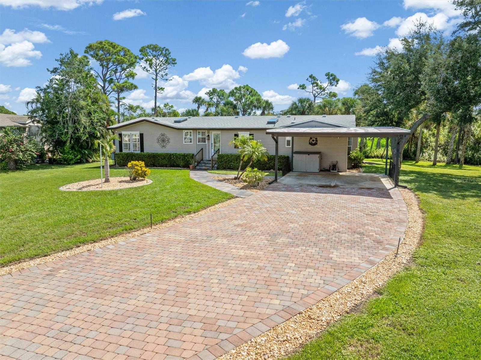 Image 24 of 37 For 9158 Pinehaven Way