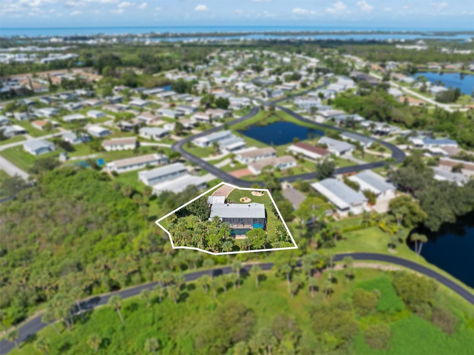 Image 27 of 37 For 9158 Pinehaven Way