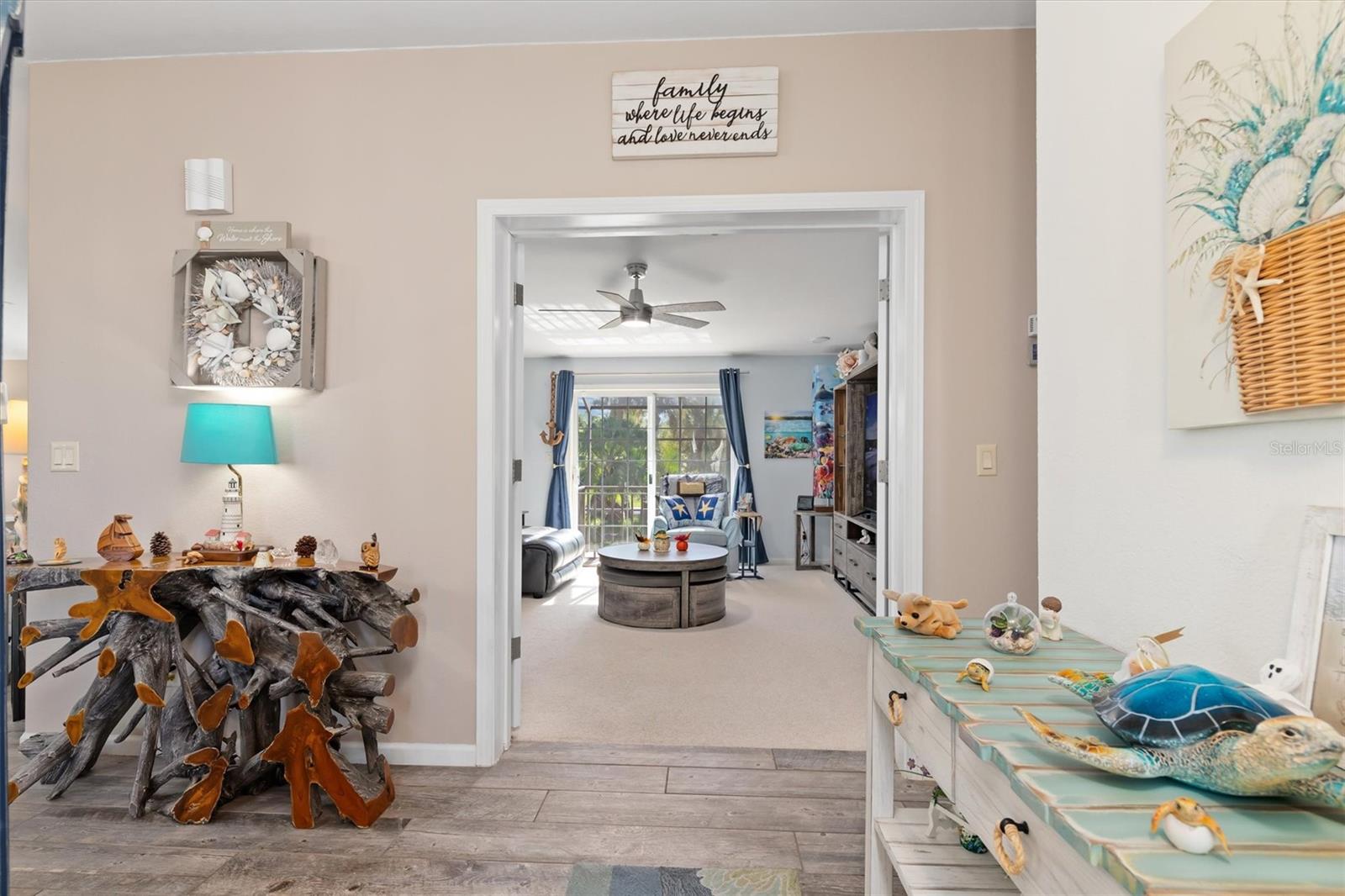 Image 3 of 37 For 9158 Pinehaven Way