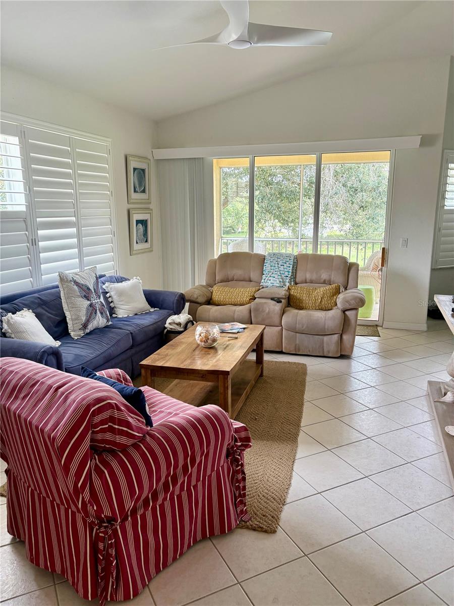 Image 3 of 26 For 703 Casa Del Lago Way 703