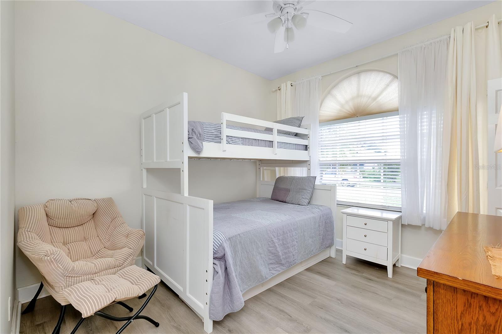 Image 41 of 52 For 4342 Manfield Drive