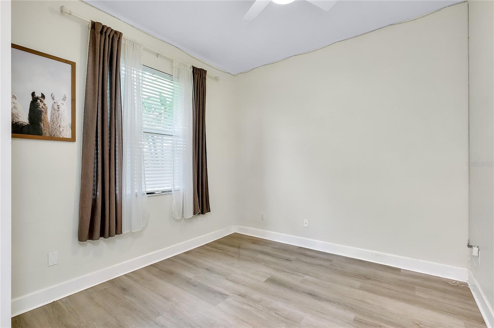 Image 43 of 52 For 4342 Manfield Drive