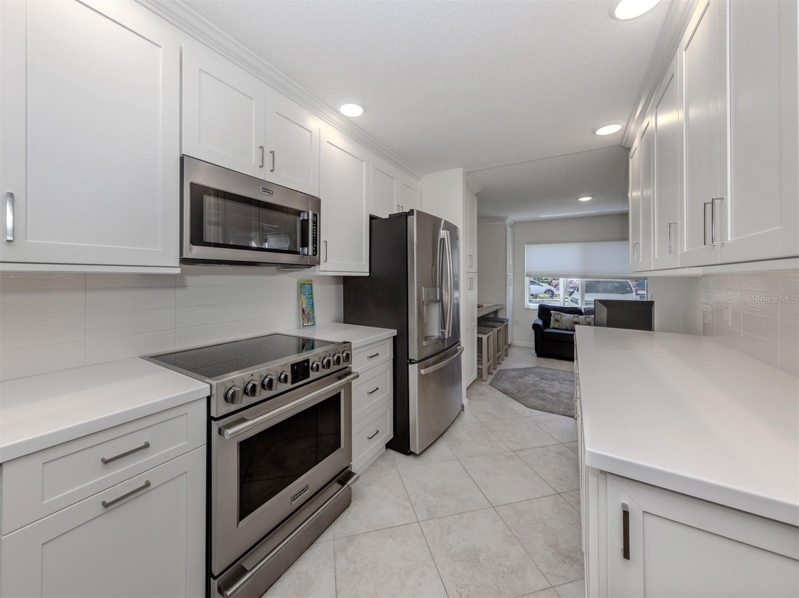 Image 15 of 91 For 250 Santa Maria Street 121