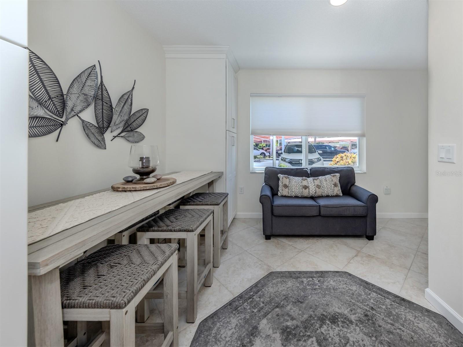 Image 18 of 91 For 250 Santa Maria Street 121