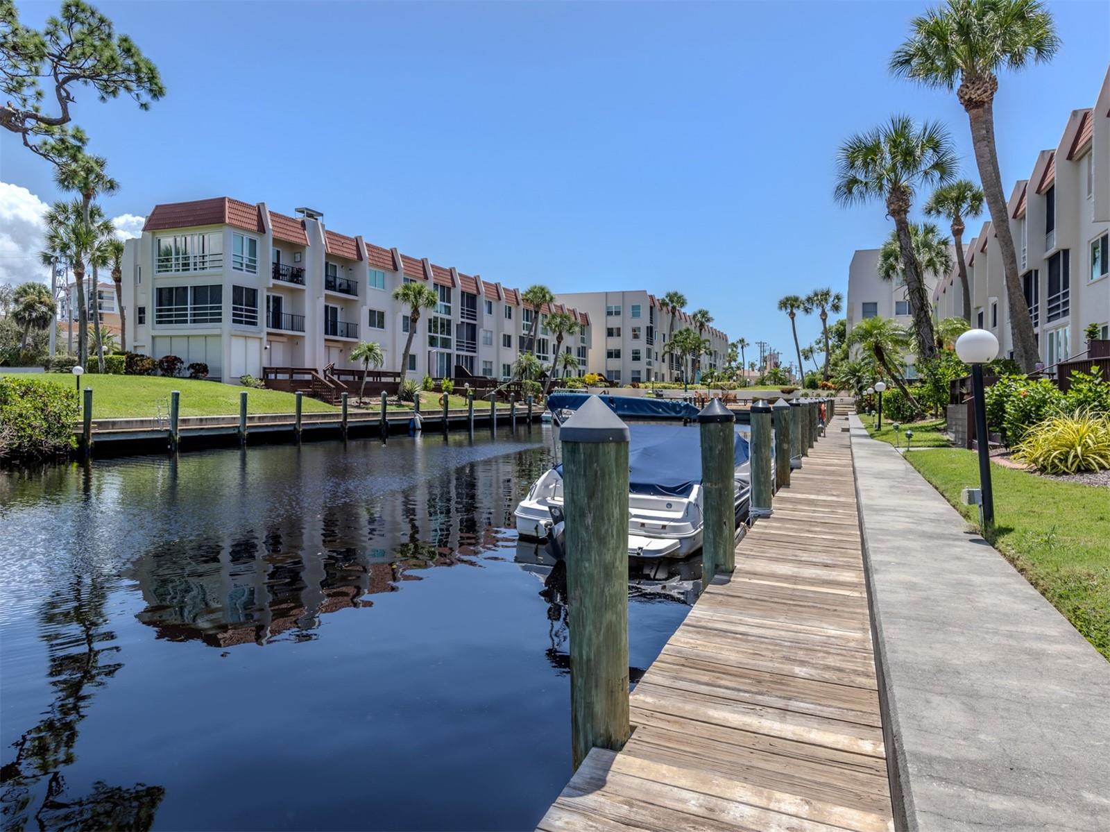 Image 38 of 91 For 250 Santa Maria Street 121