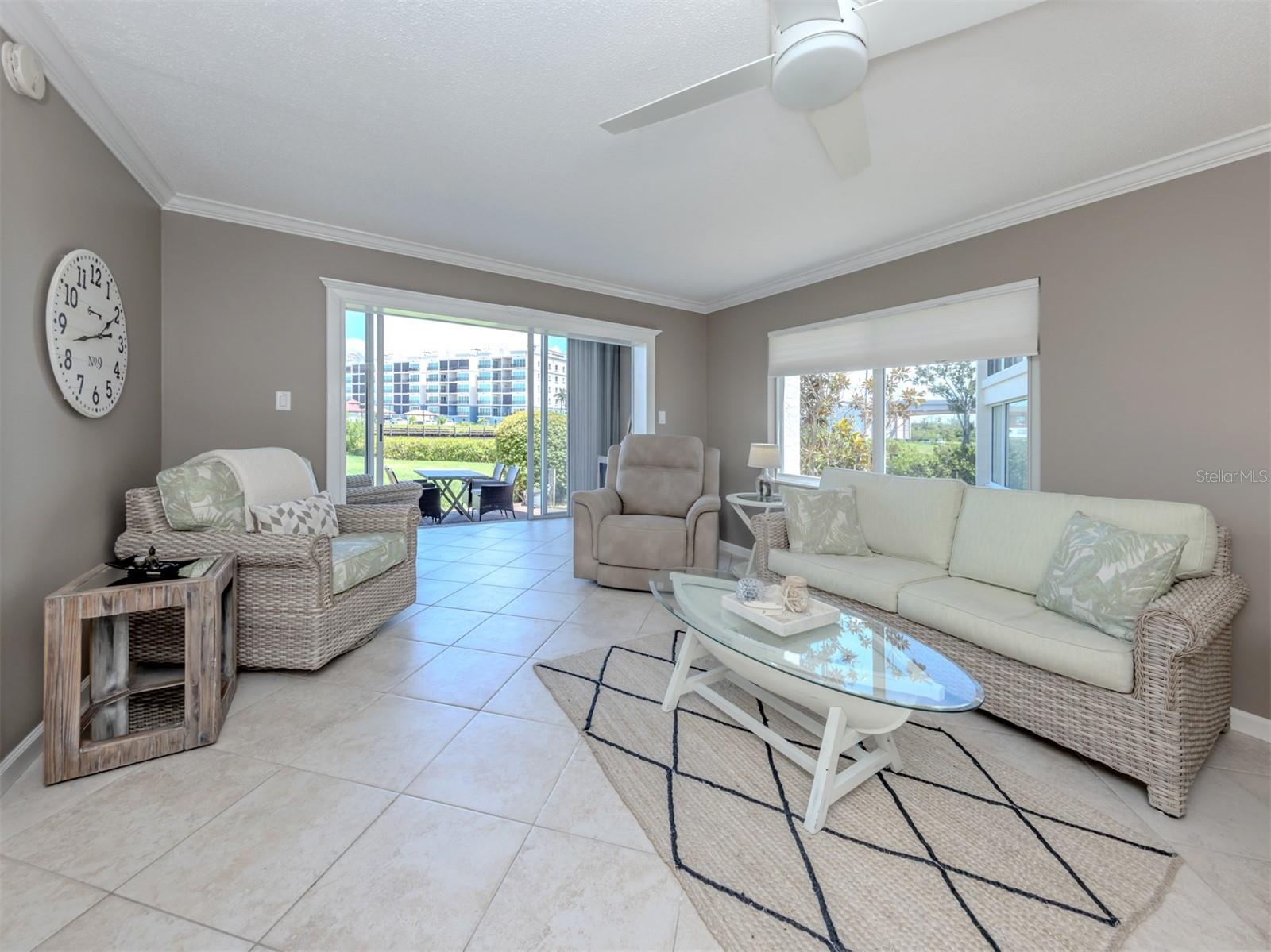 Image 5 of 91 For 250 Santa Maria Street 121