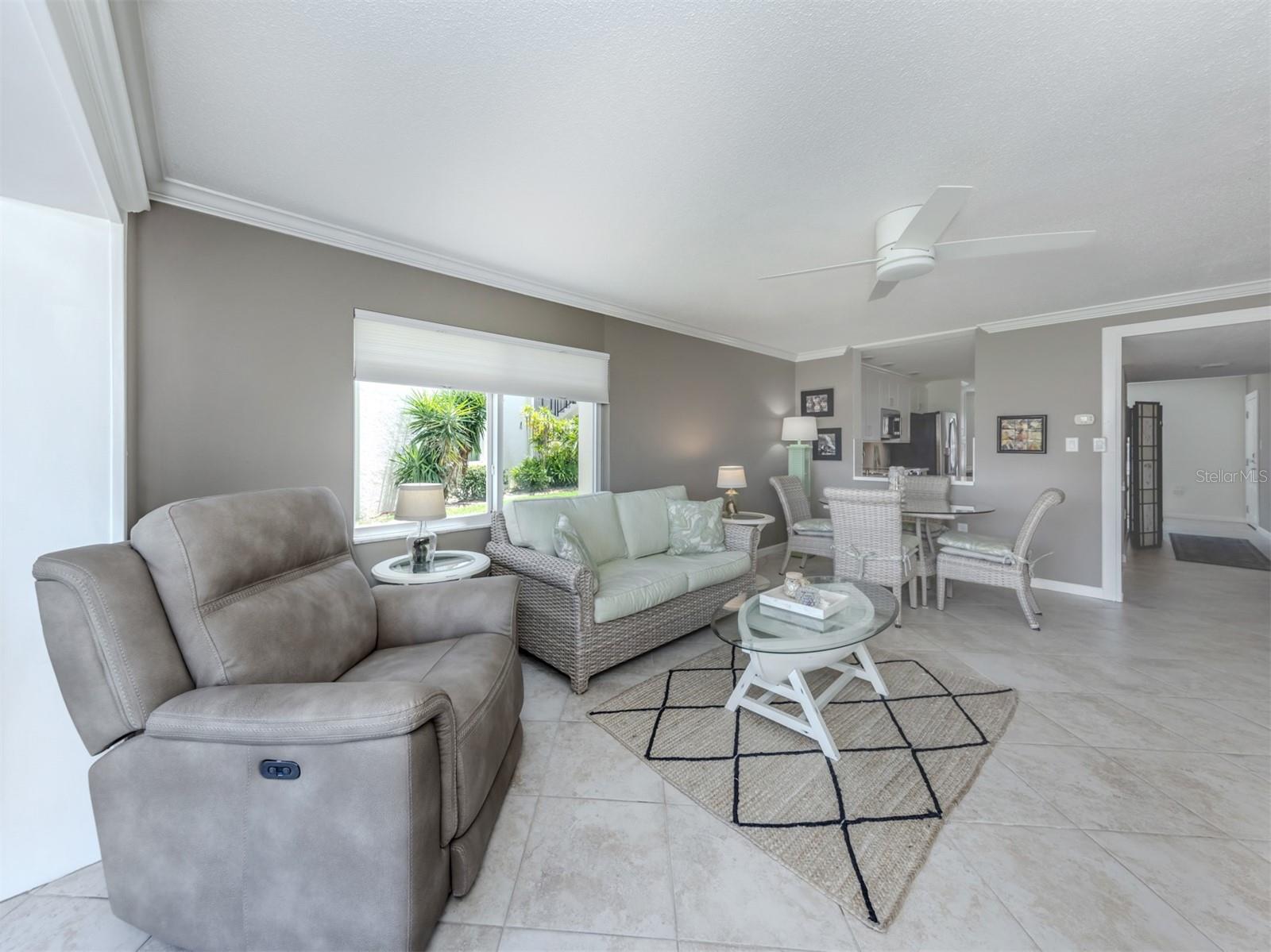 Image 7 of 91 For 250 Santa Maria Street 121