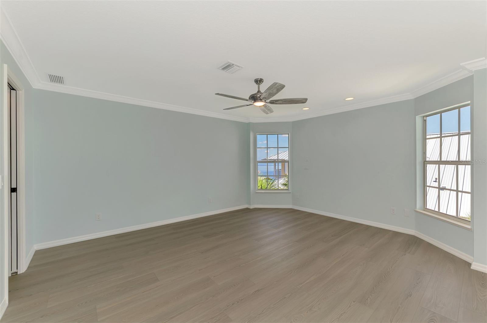 Image 24 of 47 For 1380 Beach Road 4