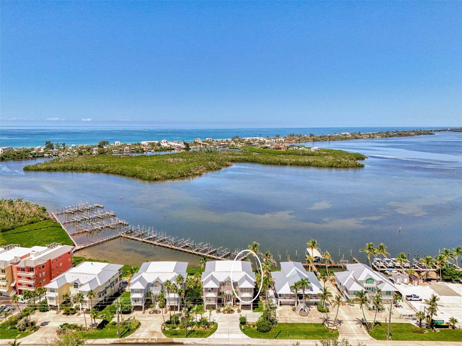 Image 3 of 47 For 1380 Beach Road 4