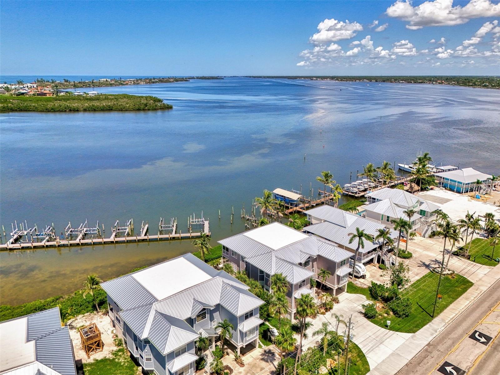 Image 4 of 47 For 1380 Beach Road 4