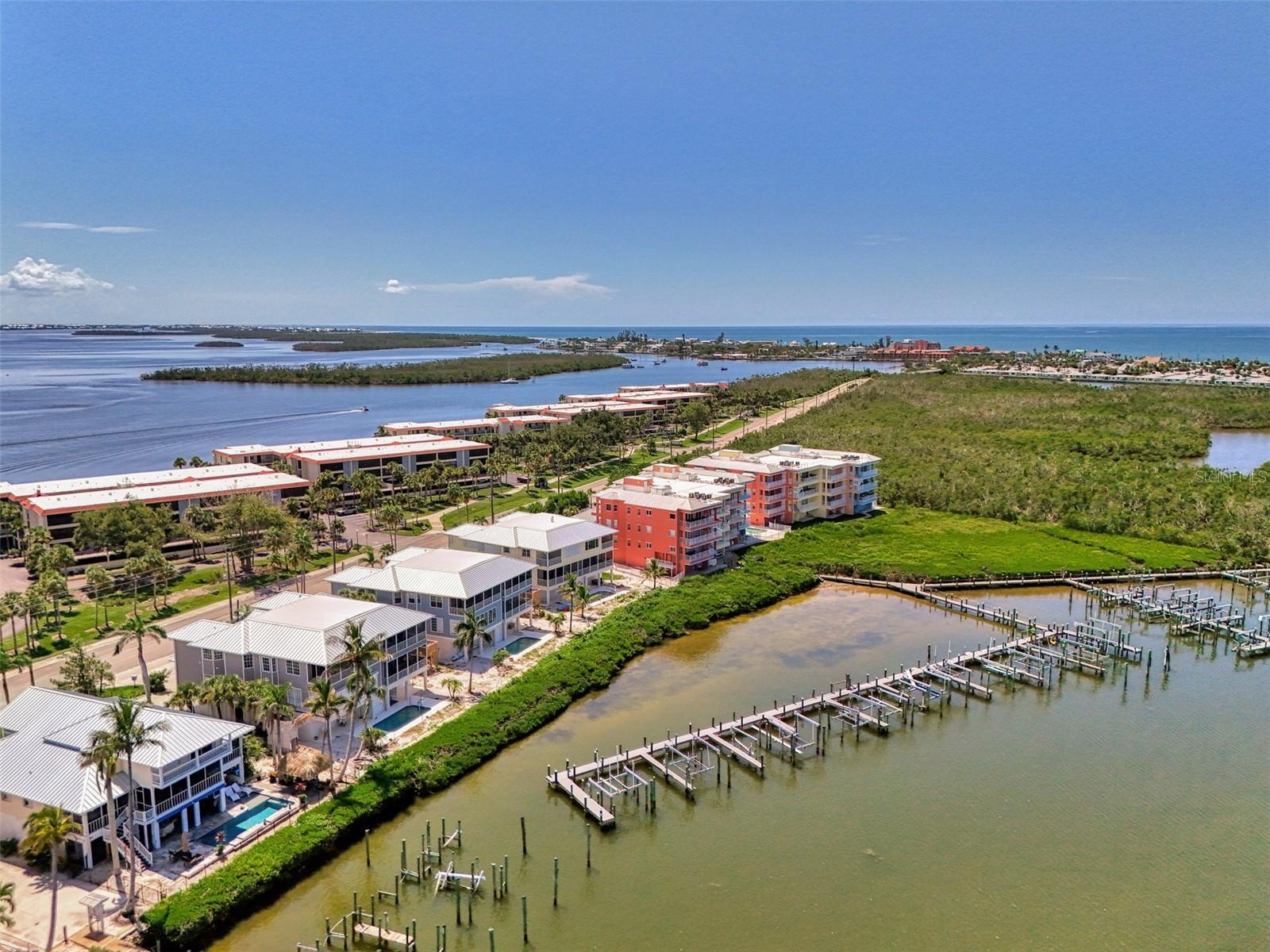 Image 46 of 47 For 1380 Beach Road 4