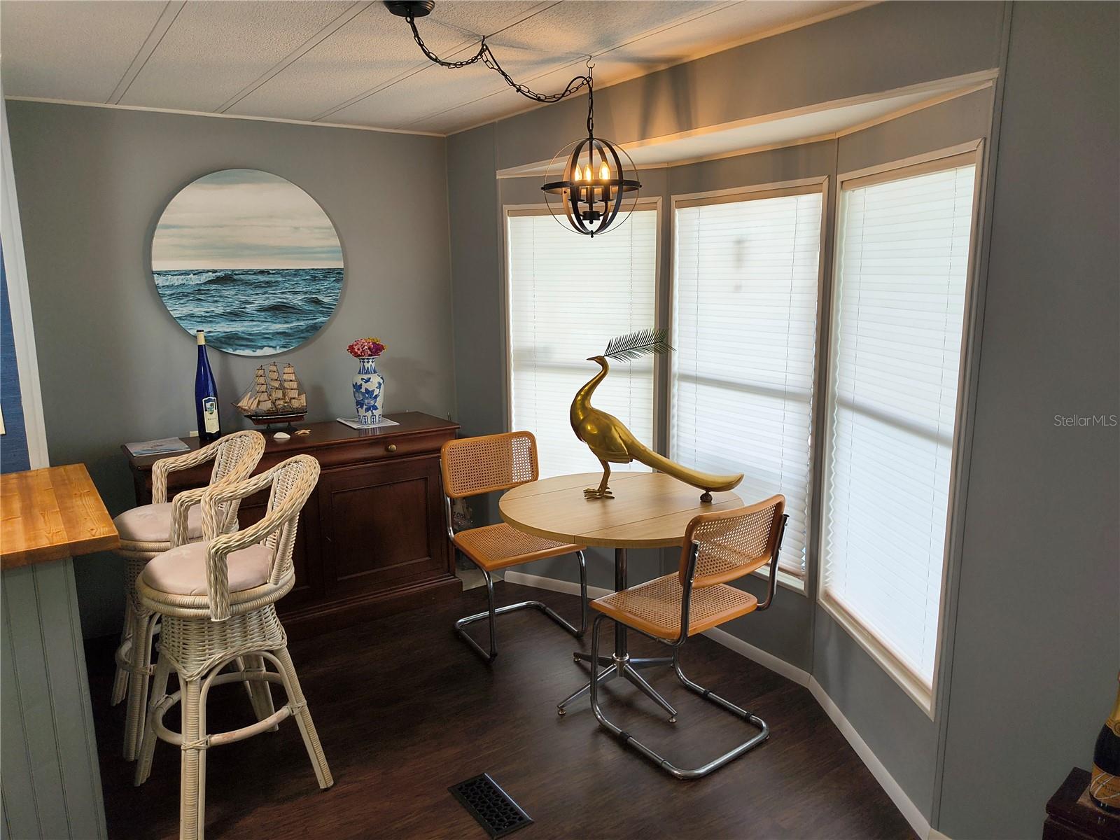 Image 4 of 13 For 501 Longwood Drive