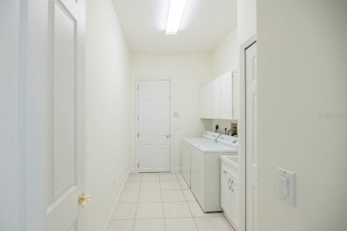 Image 26 of 34 For 6124 Stillwater Court