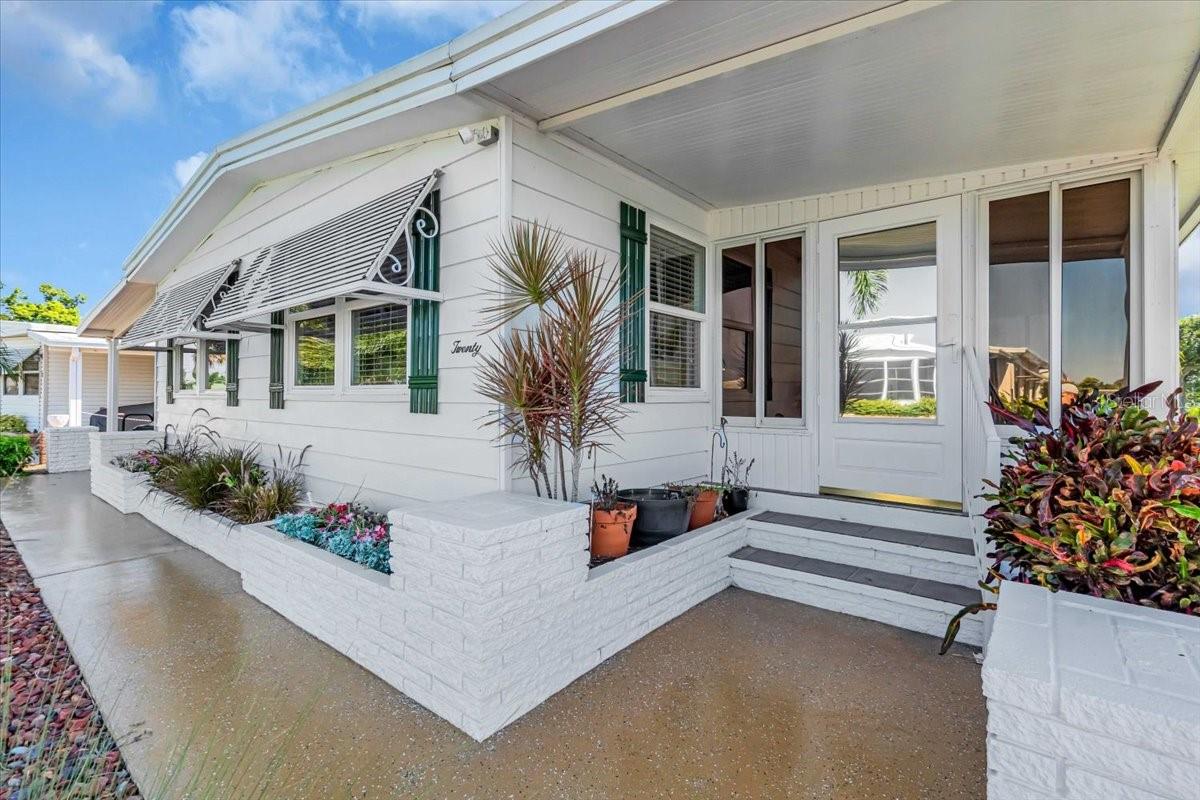 Image 4 of 60 For 20 Flora Vista Street