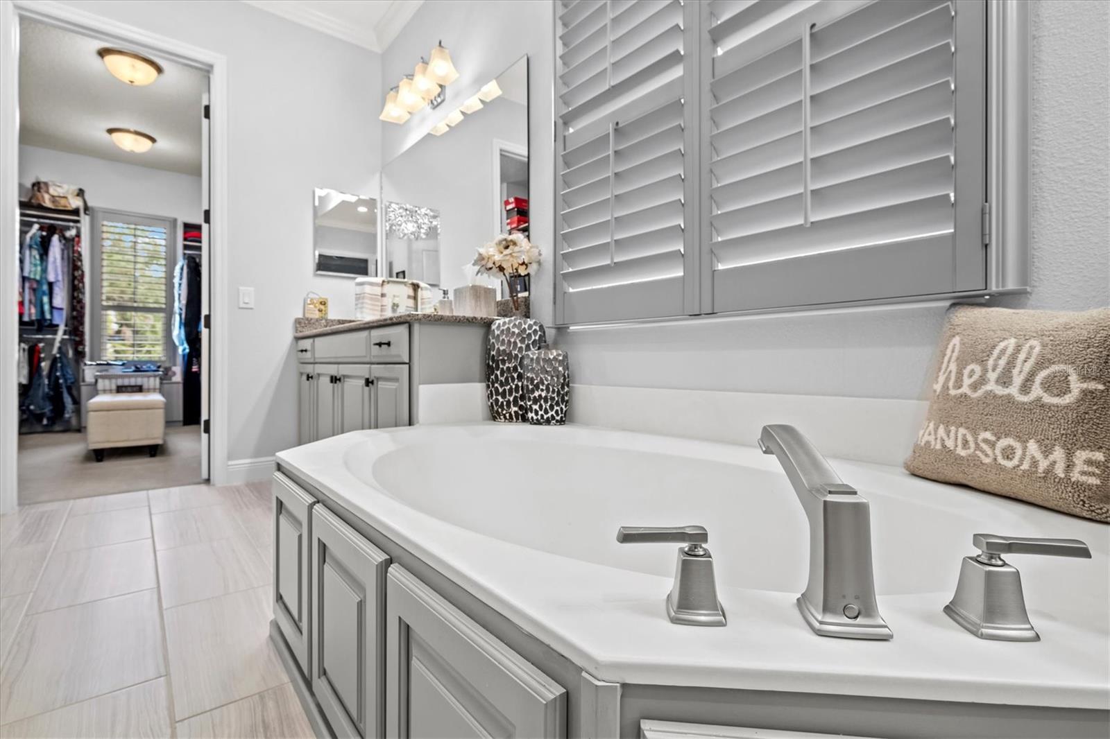 Image 36 of 100 For 12350 Sagewood Drive