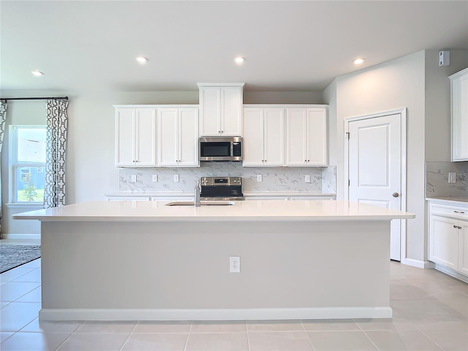 Image 10 of 59 For 1607 Sunset Preserve Way