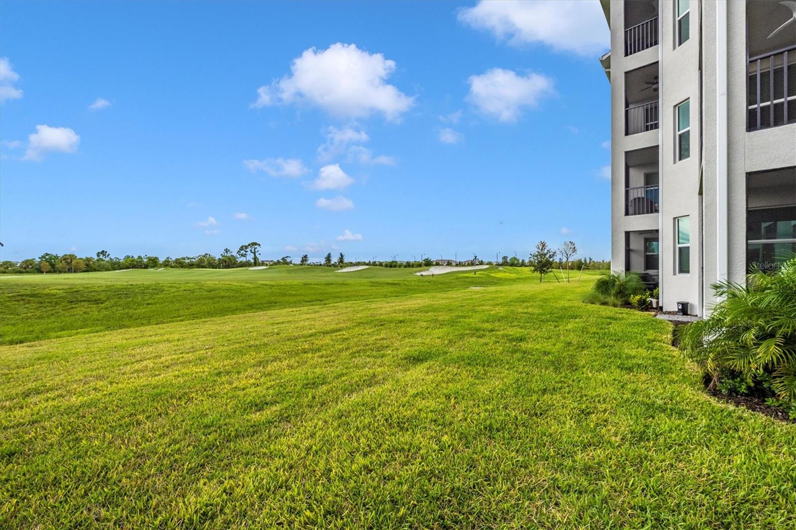 Image 39 of 84 For 17625 Opal Sand Drive 301
