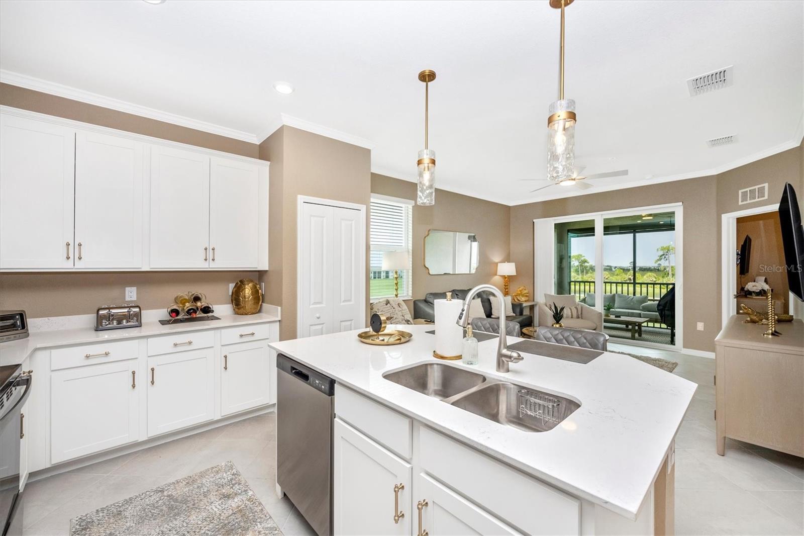 Image 7 of 84 For 17625 Opal Sand Drive 301