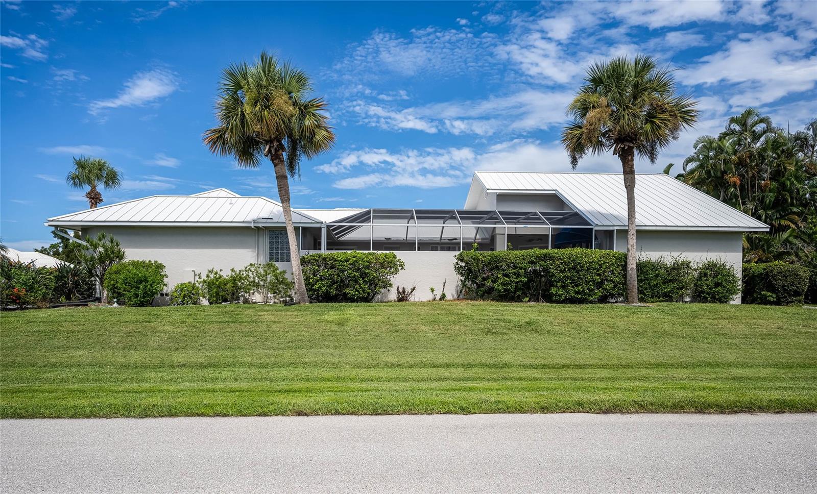 Image 11 of 61 For 222 Westwind Drive