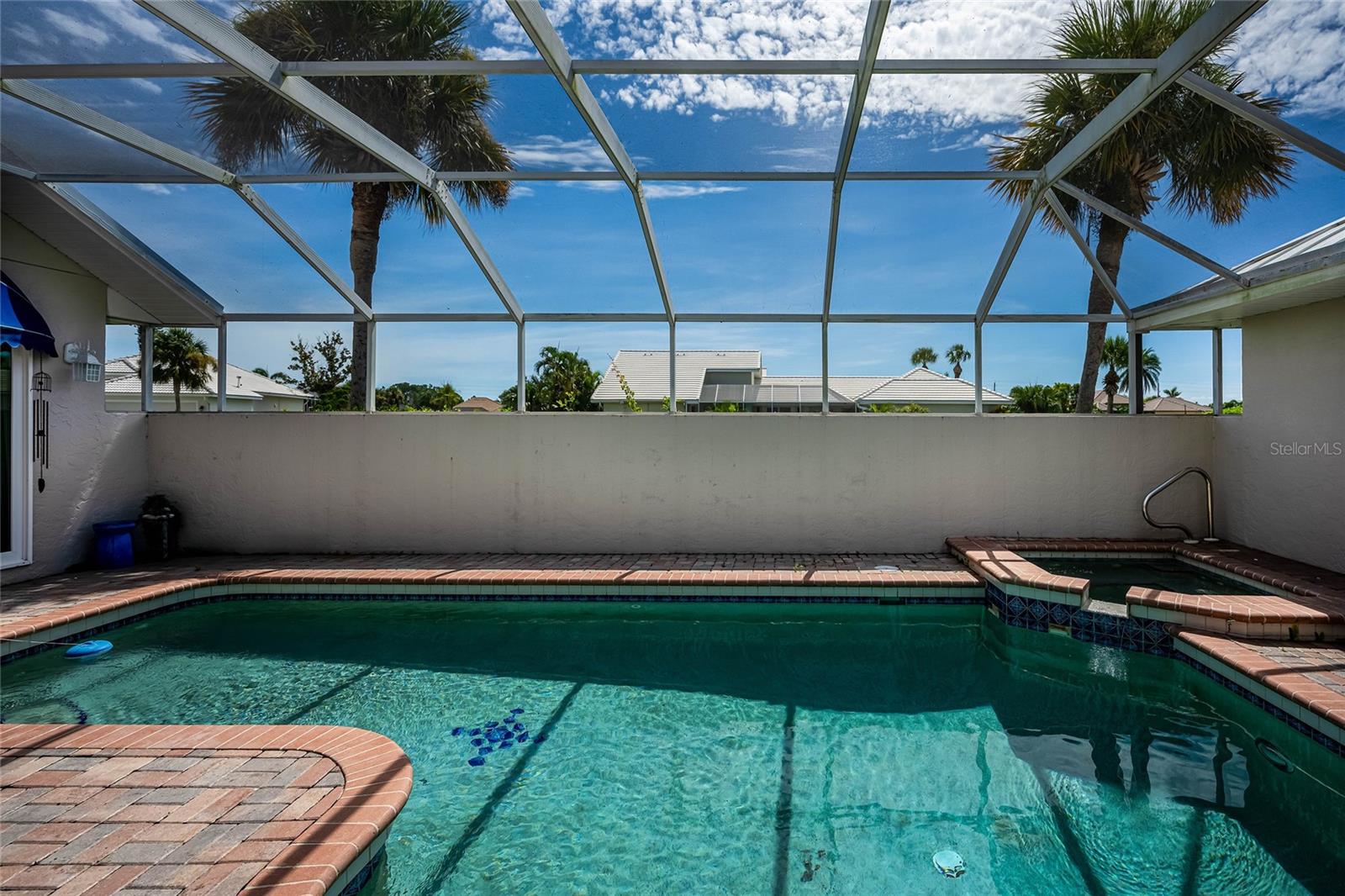 Image 15 of 61 For 222 Westwind Drive
