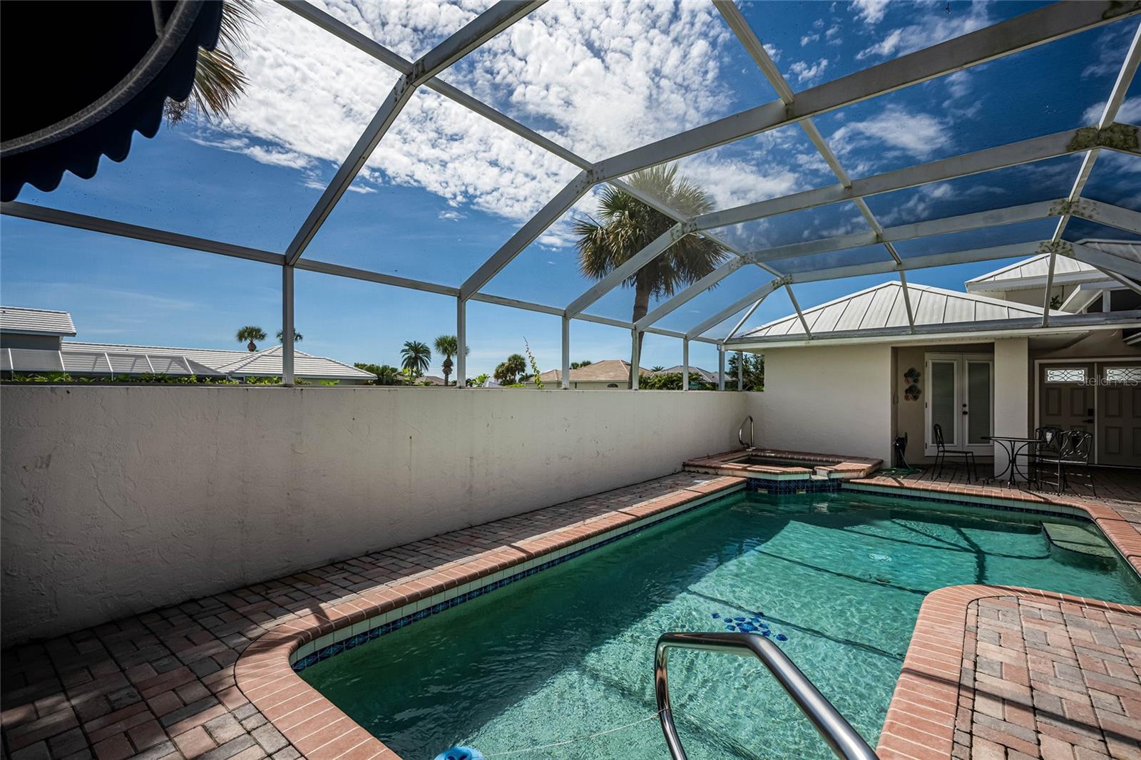 Image 16 of 61 For 222 Westwind Drive
