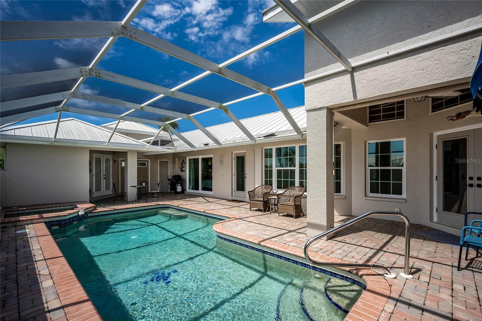 Image 17 of 61 For 222 Westwind Drive