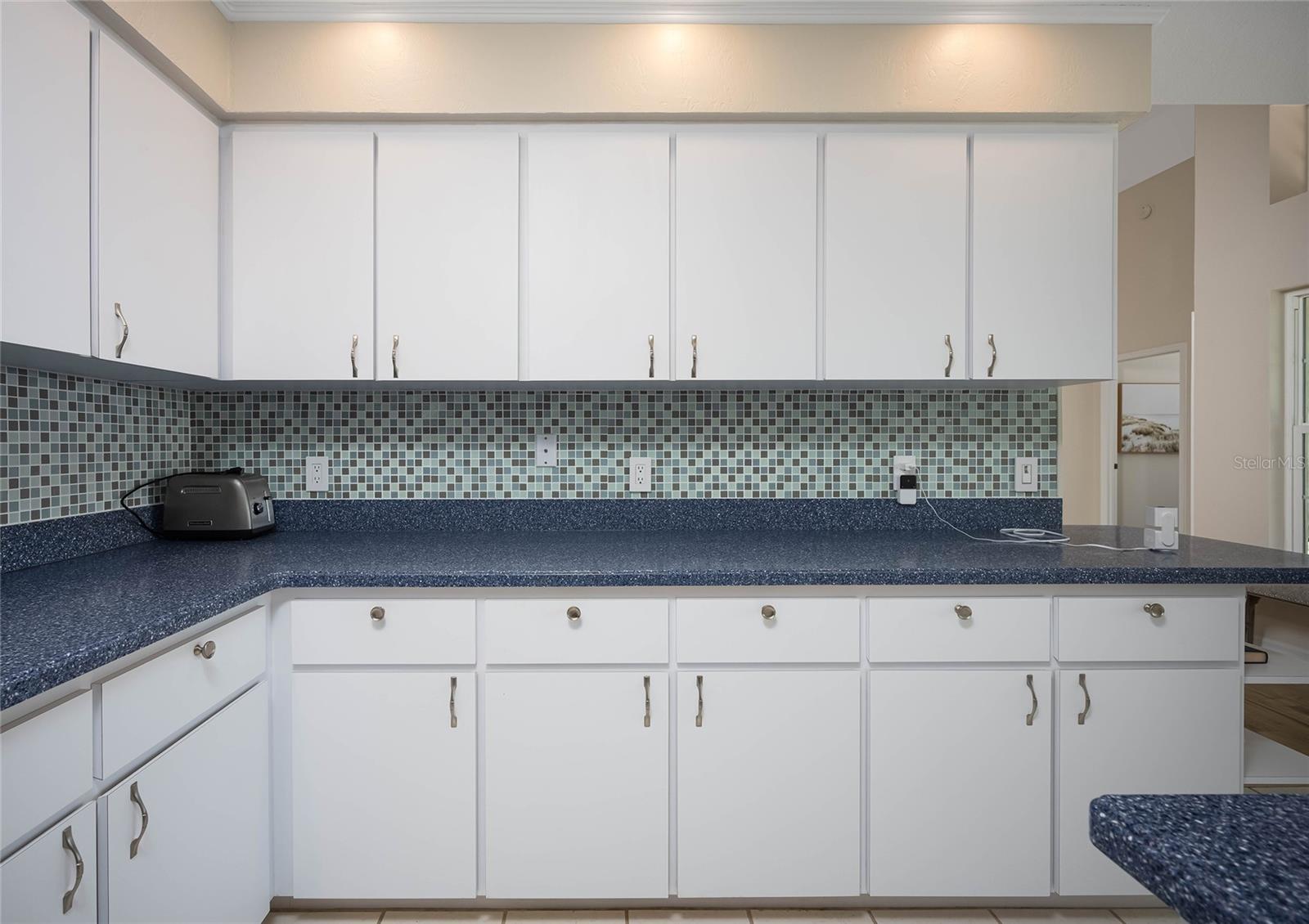 Image 28 of 61 For 222 Westwind Drive