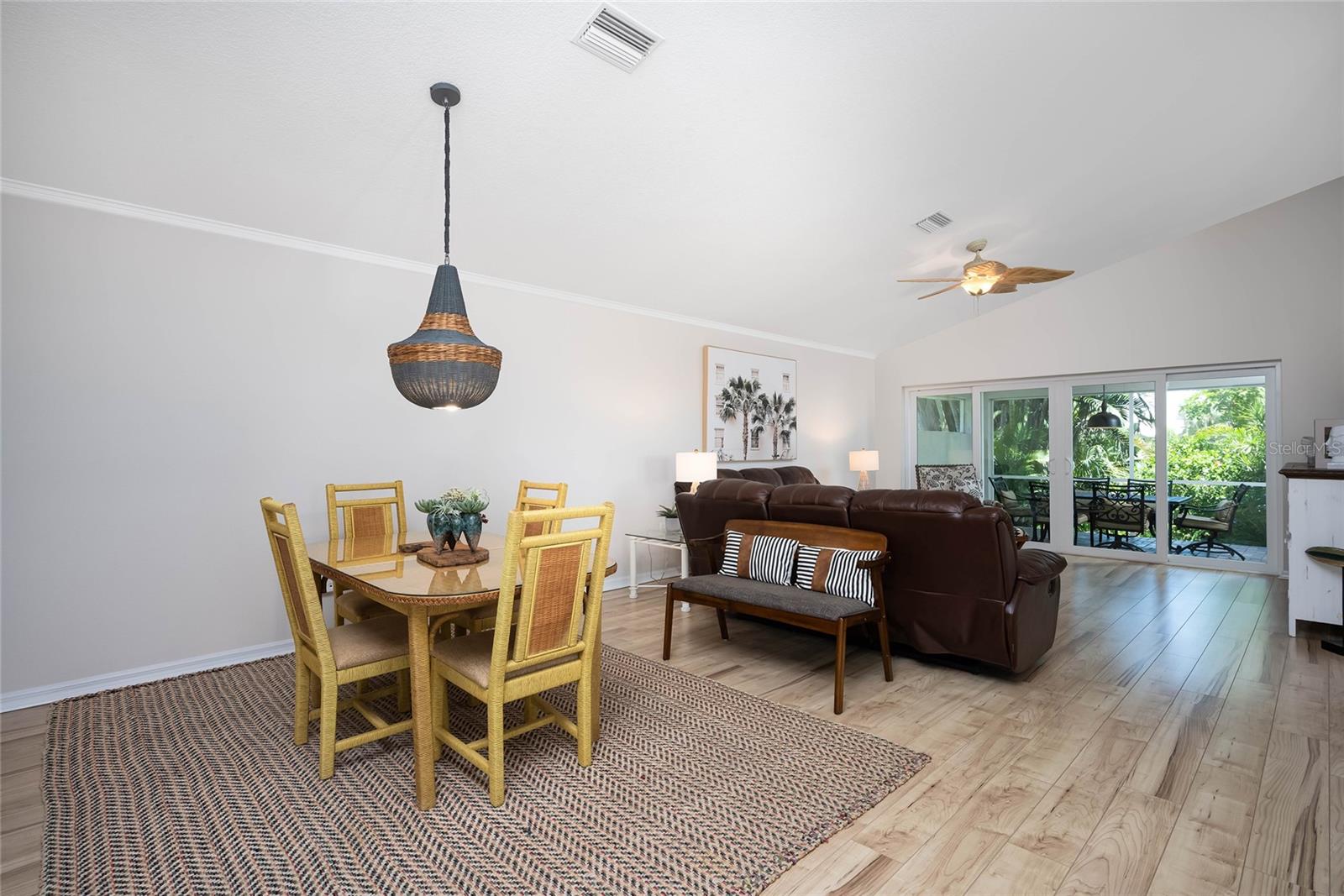 Image 32 of 61 For 222 Westwind Drive