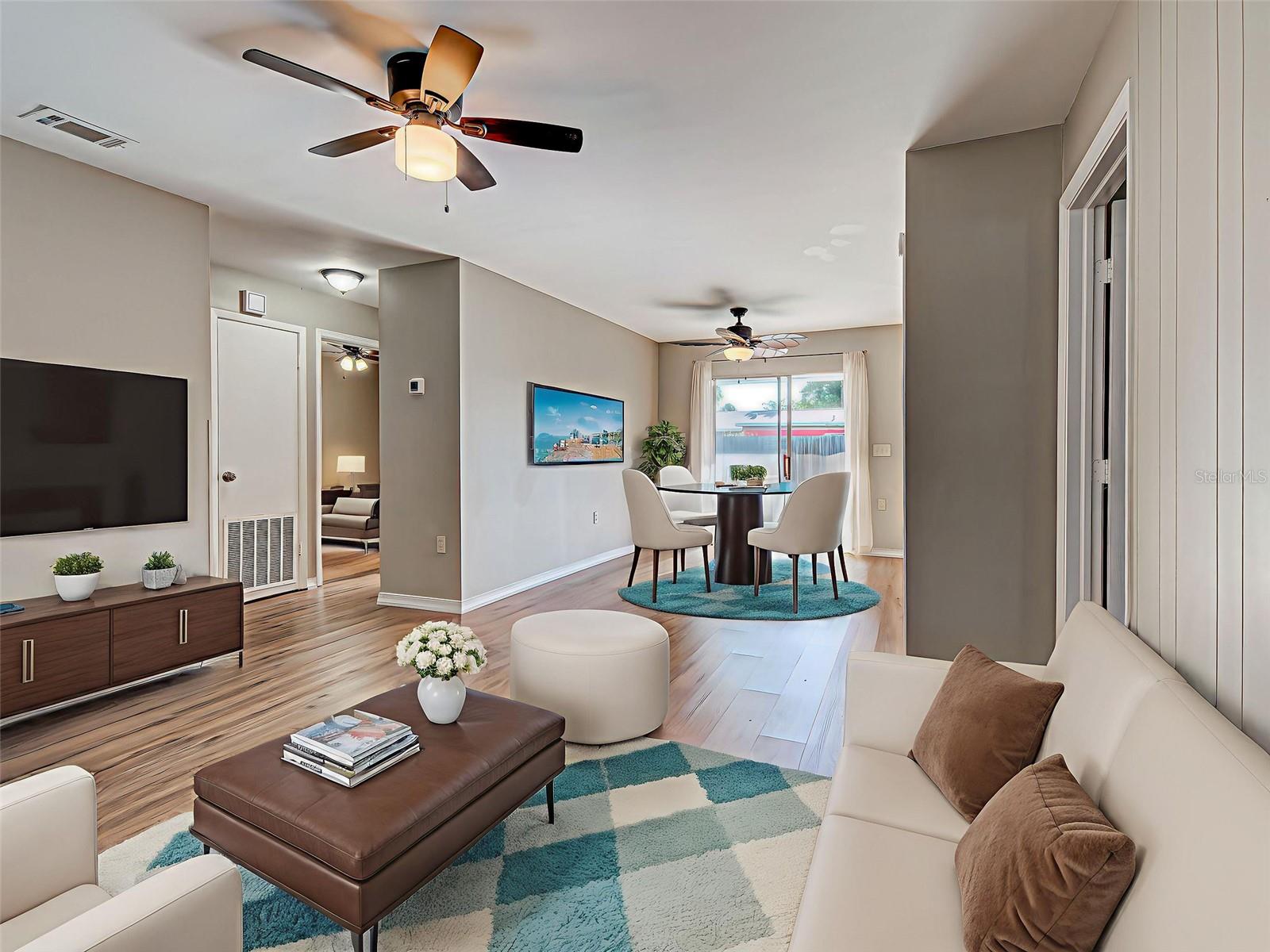 Image 16 of 43 For 1056 Venetian Parkway