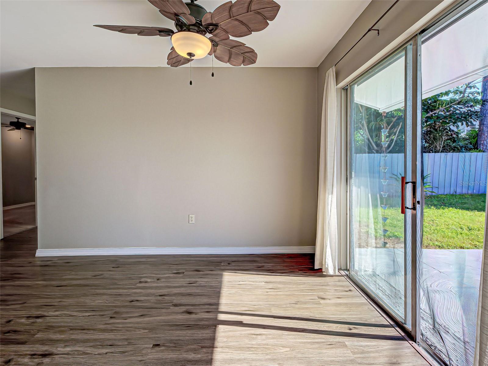 Image 19 of 43 For 1056 Venetian Parkway