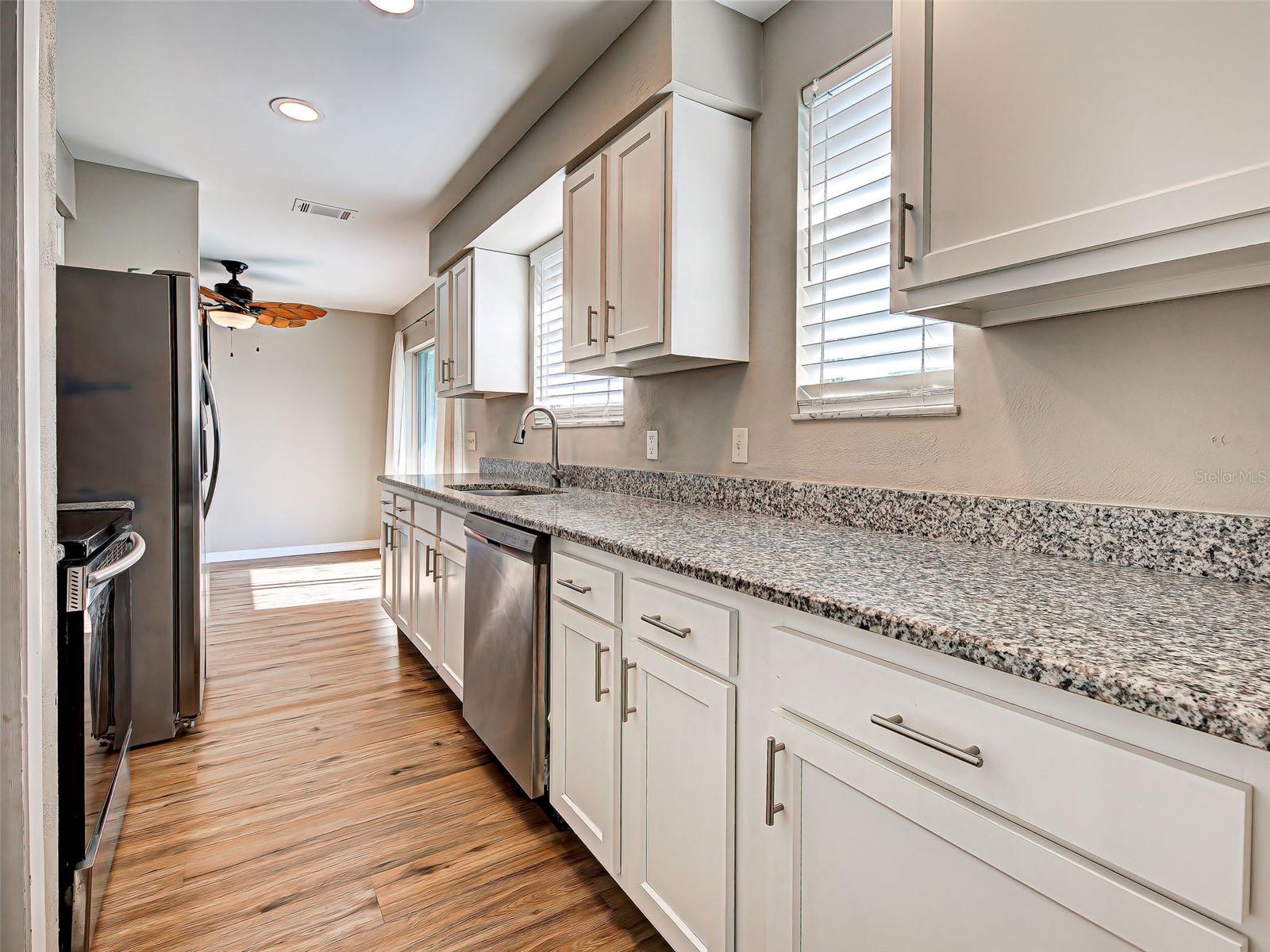 Image 22 of 43 For 1056 Venetian Parkway