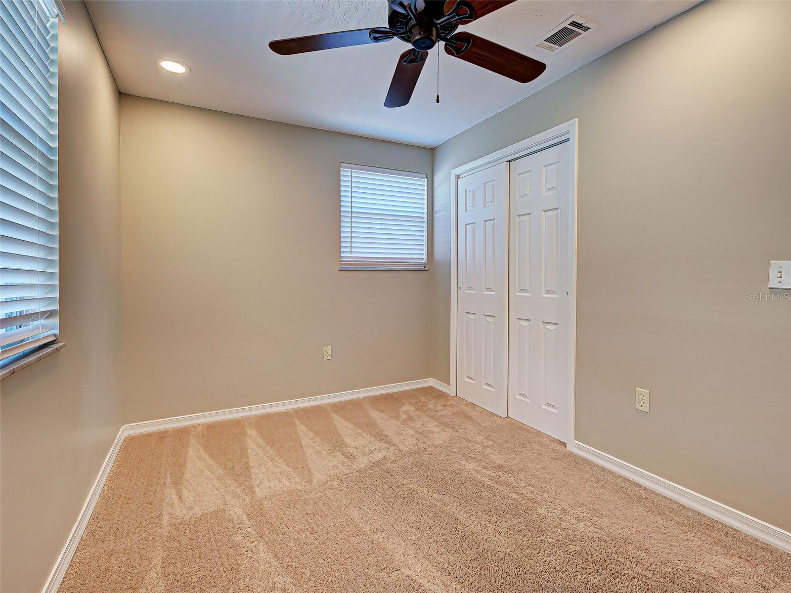 Image 31 of 43 For 1056 Venetian Parkway