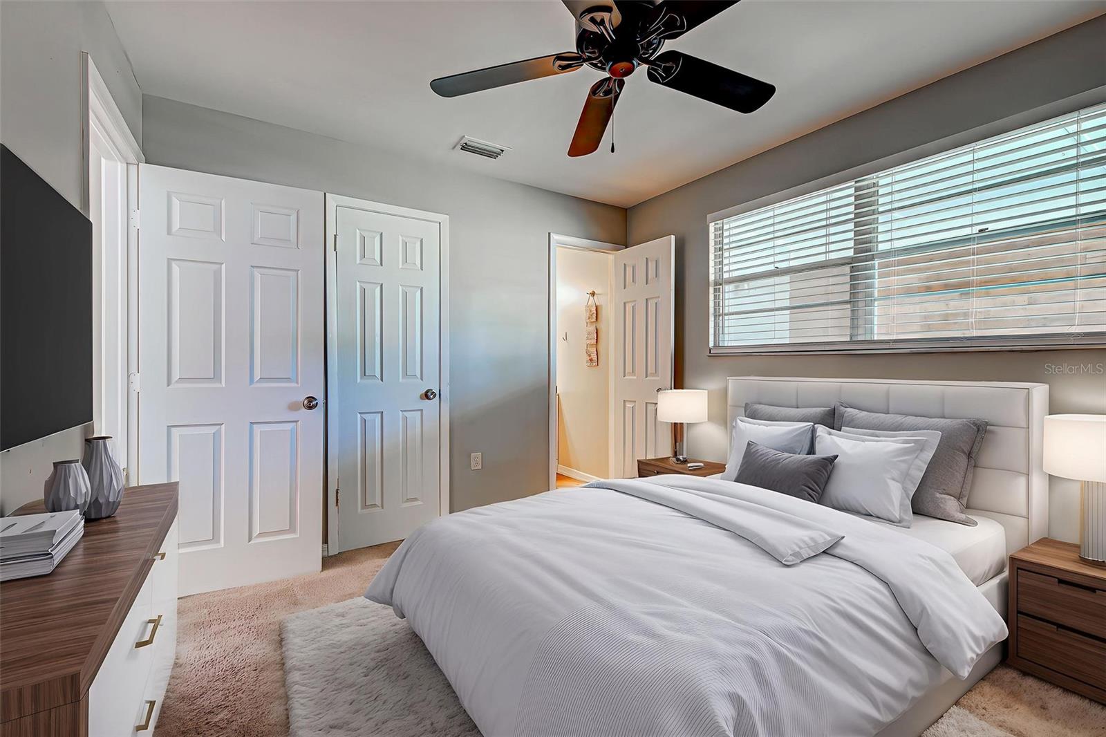 Image 9 of 43 For 1056 Venetian Parkway