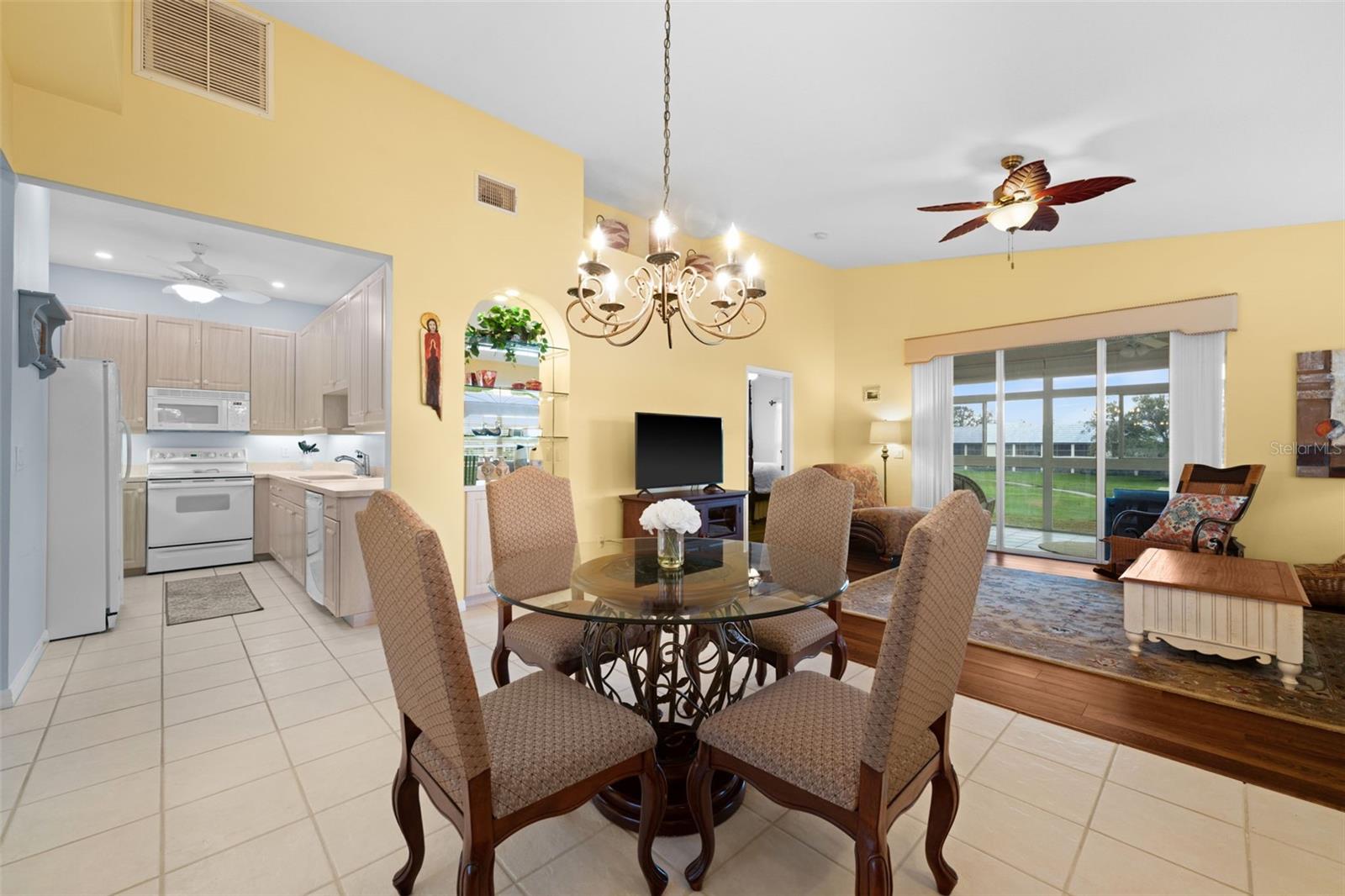 Image 11 of 44 For 608 Gondola Park Drive 608
