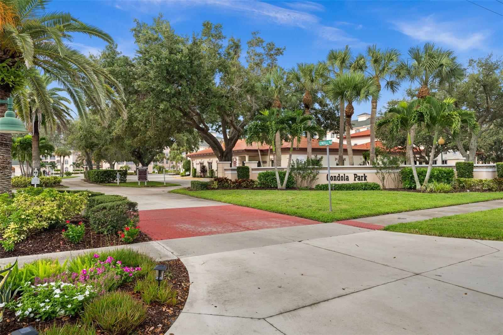 Image 32 of 44 For 608 Gondola Park Drive 608