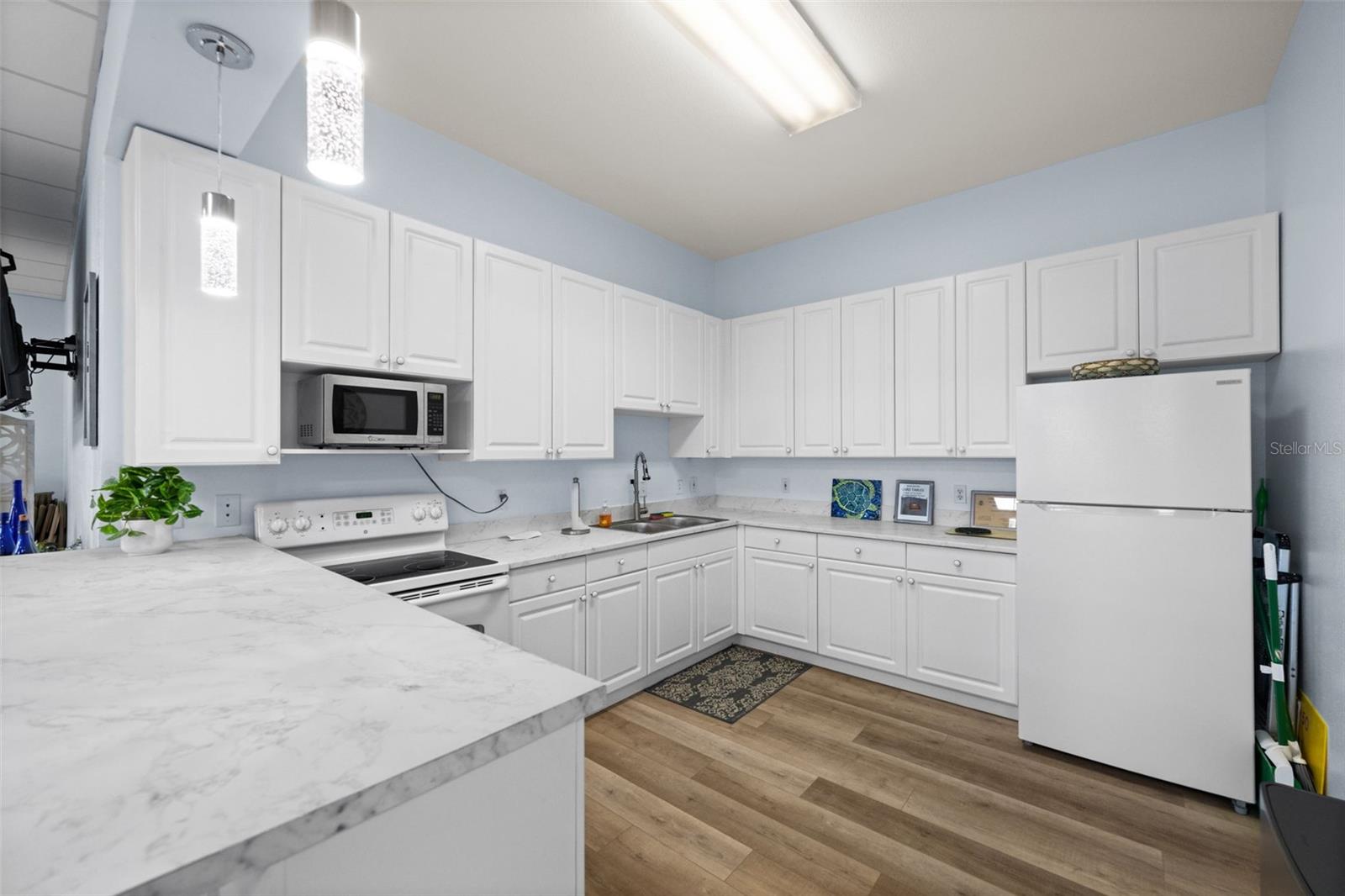 Image 43 of 44 For 608 Gondola Park Drive 608